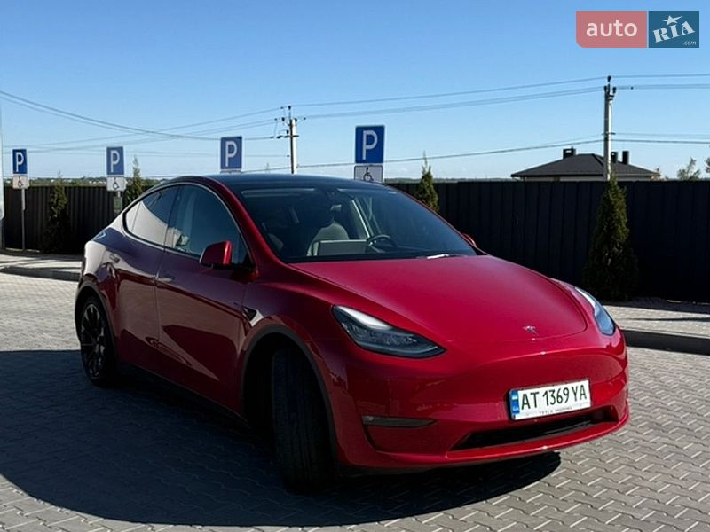 Внедорожник / Кроссовер Tesla Model Y 2021 в Львове