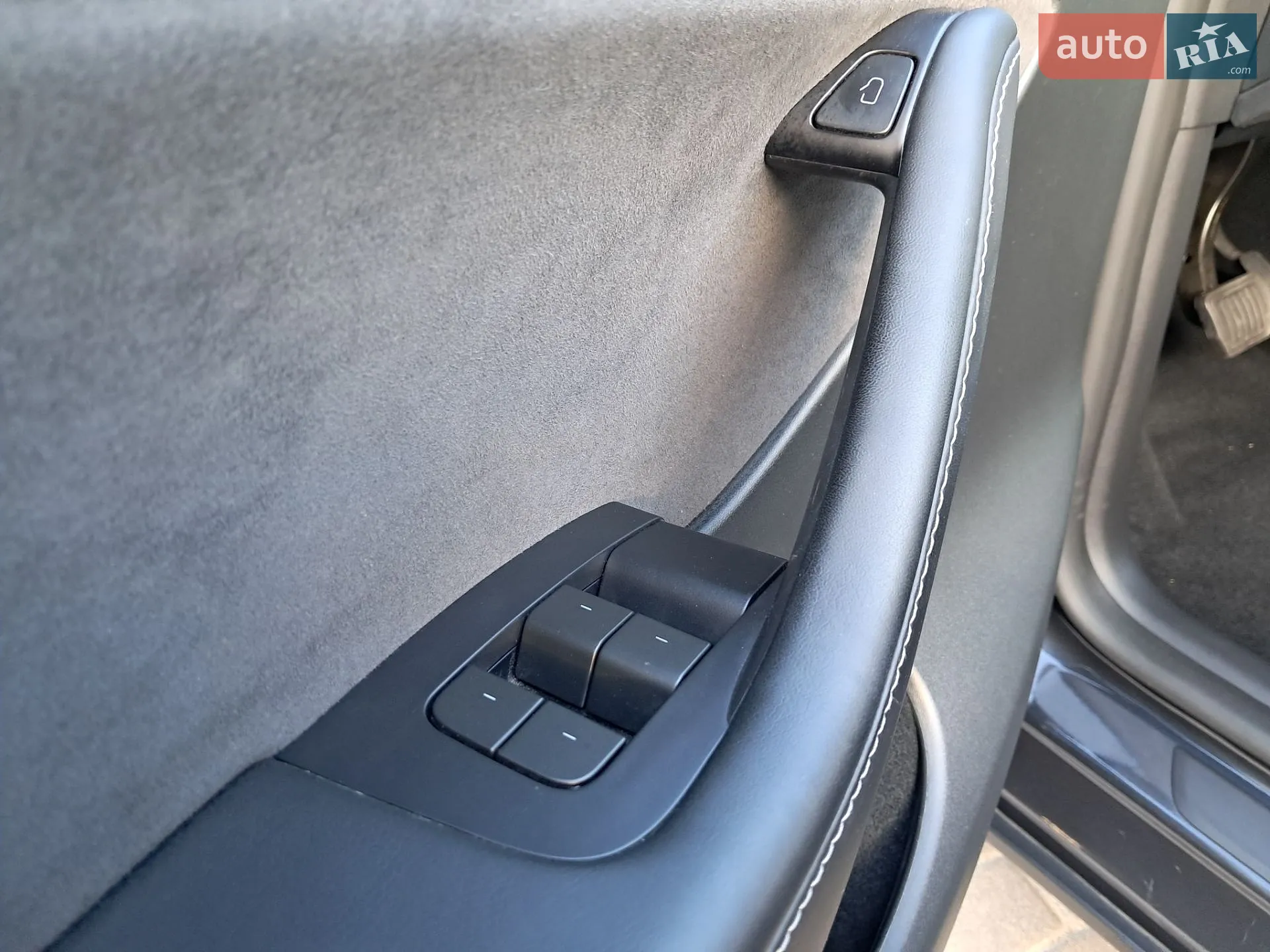 2024 Tesla Model Y - мініатюра 50
