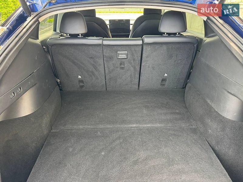 Внедорожник / Кроссовер Tesla Model Y 2021 в Луцке