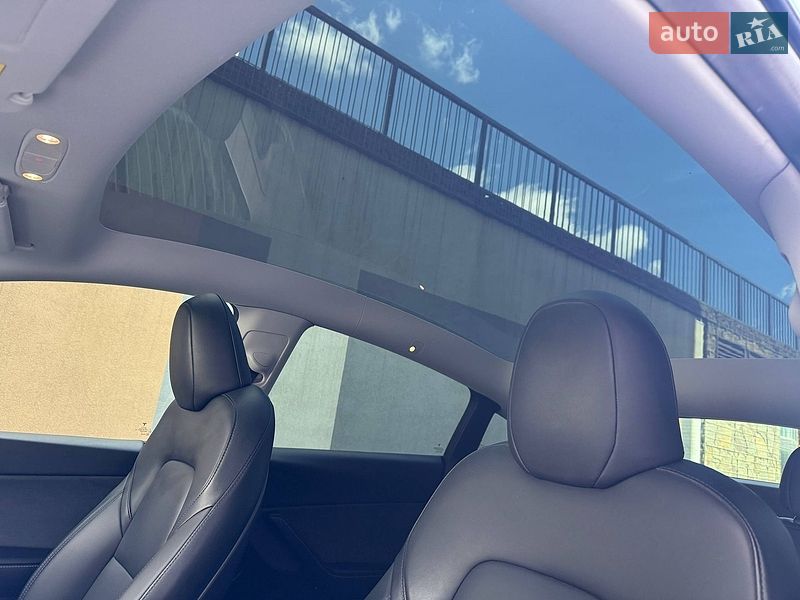 Внедорожник / Кроссовер Tesla Model Y 2023 в Львове