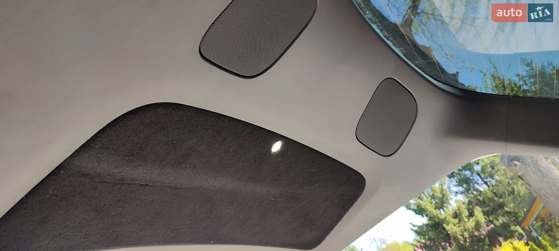 2021 Tesla Model Y - мініатюра 23