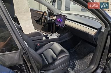 Позашляховик / Кросовер Tesla Model Y 2024 в Києві