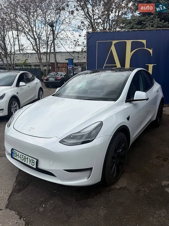 2023 Tesla Model Y - мініатюра 10