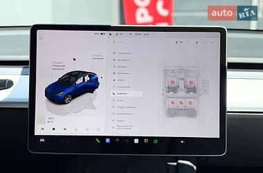 Позашляховик / Кросовер Tesla Model Y 2024 в Києві фото 19 Позашляховик / Кросовер Tesla Model Y 2024 в Києві