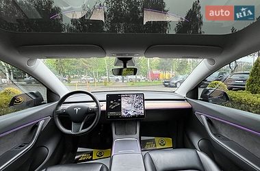 Внедорожник / Кроссовер Tesla Model Y 2021 в Львове