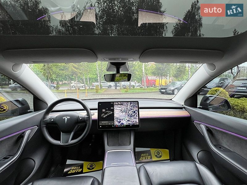 Внедорожник / Кроссовер Tesla Model Y 2021 в Львове