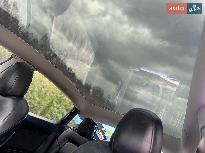 Позашляховик / Кросовер Tesla Model Y 2020 в Яворові
