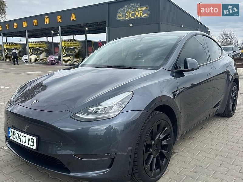 Позашляховик / Кросовер Tesla Model Y 2023 в Вінниці