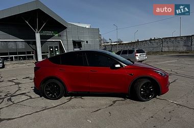 Позашляховик / Кросовер Tesla Model Y 2021 в Дніпрі