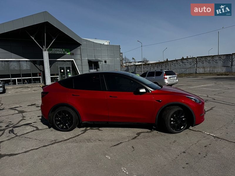 Внедорожник / Кроссовер Tesla Model Y 2021 в Днепре