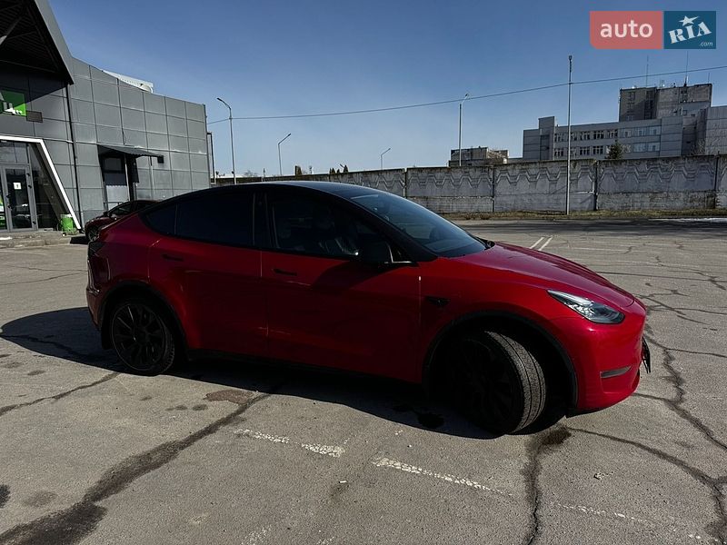 Внедорожник / Кроссовер Tesla Model Y 2021 в Днепре