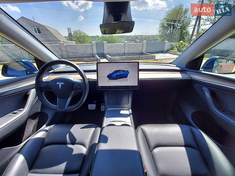 Внедорожник / Кроссовер Tesla Model Y 2024 в Днепре
