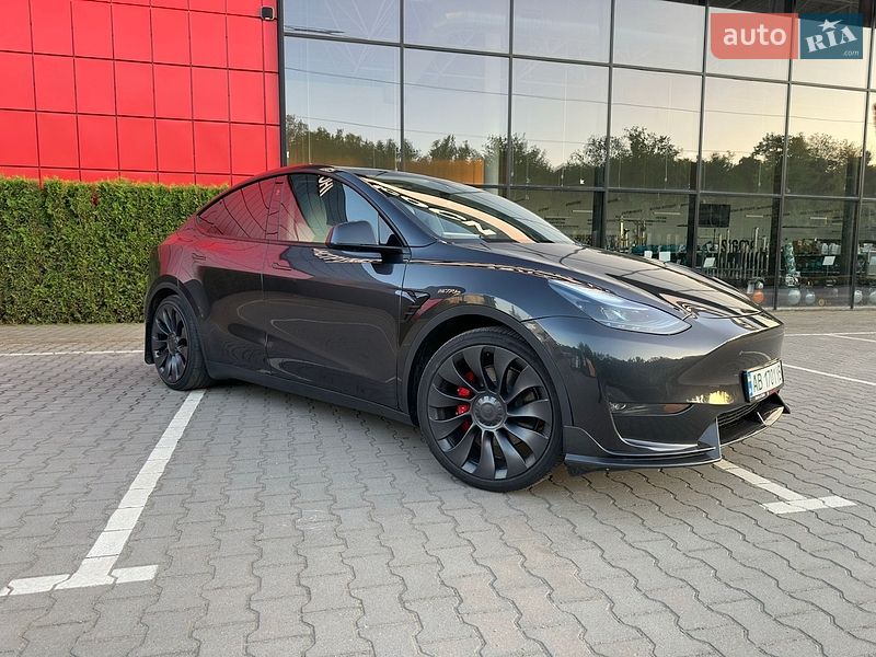 Tesla Model Y 2024 Tesla Model Y 2024