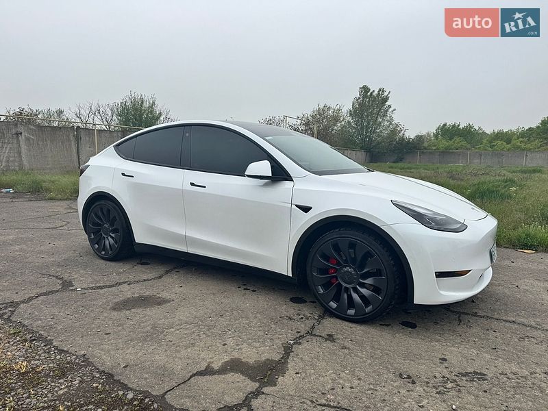 Внедорожник / Кроссовер Tesla Model Y 2022 в Одессе