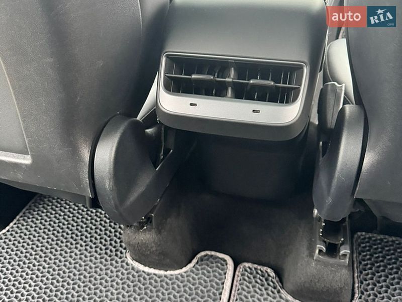 Внедорожник / Кроссовер Tesla Model Y 2022 в Одессе