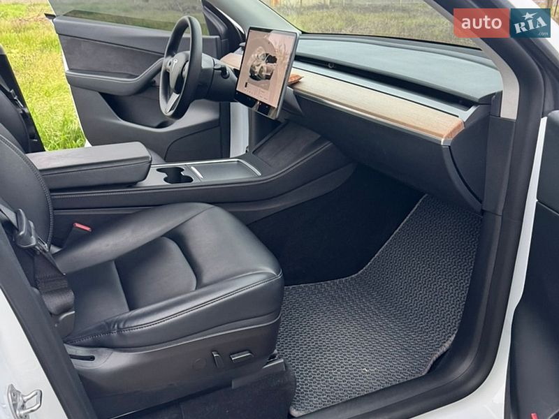 Внедорожник / Кроссовер Tesla Model Y 2022 в Одессе