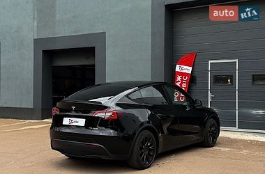 Внедорожник / Кроссовер Tesla Model Y 2021 в Киеве