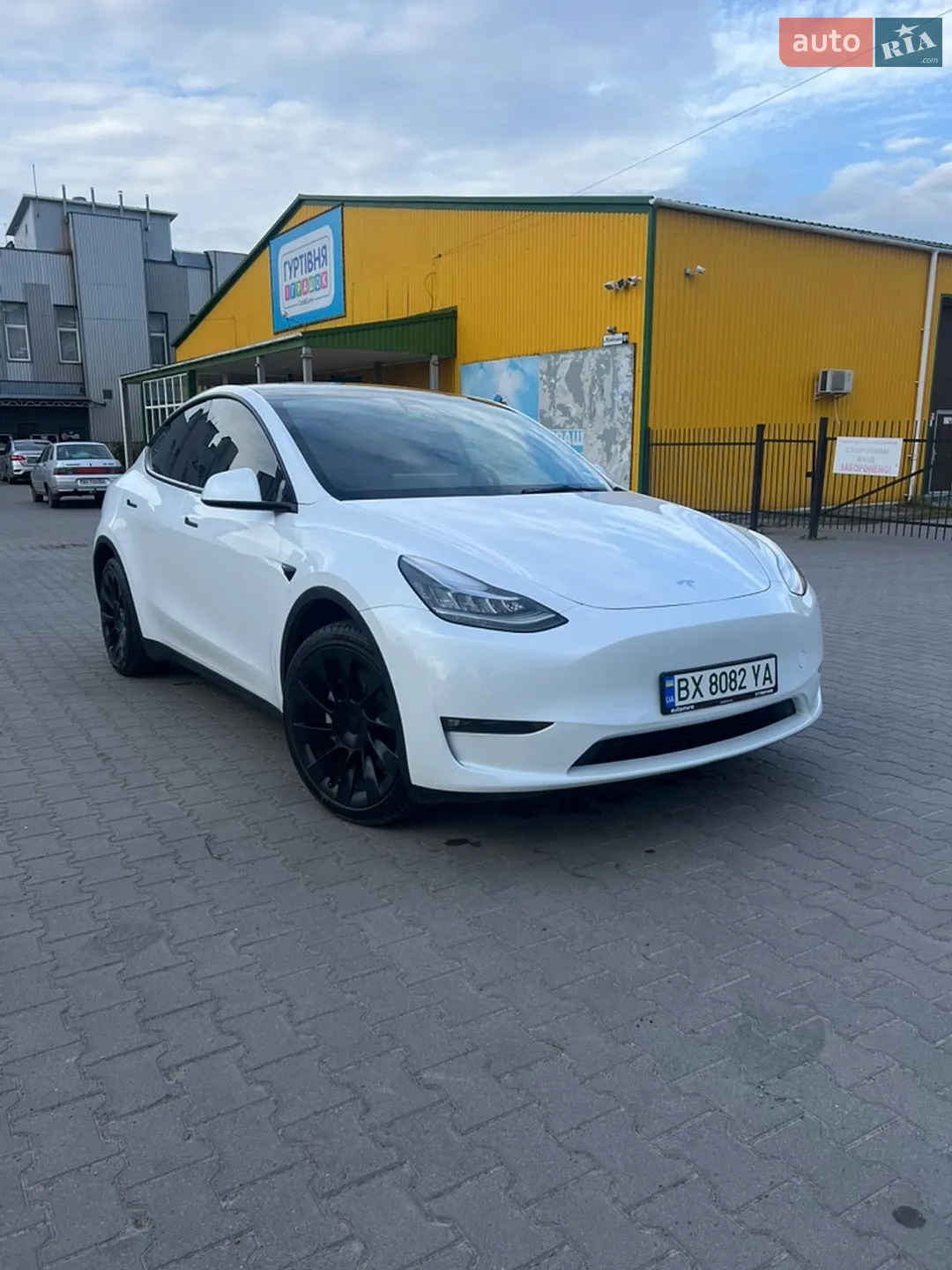 2021 Tesla Model Y - мініатюра 2