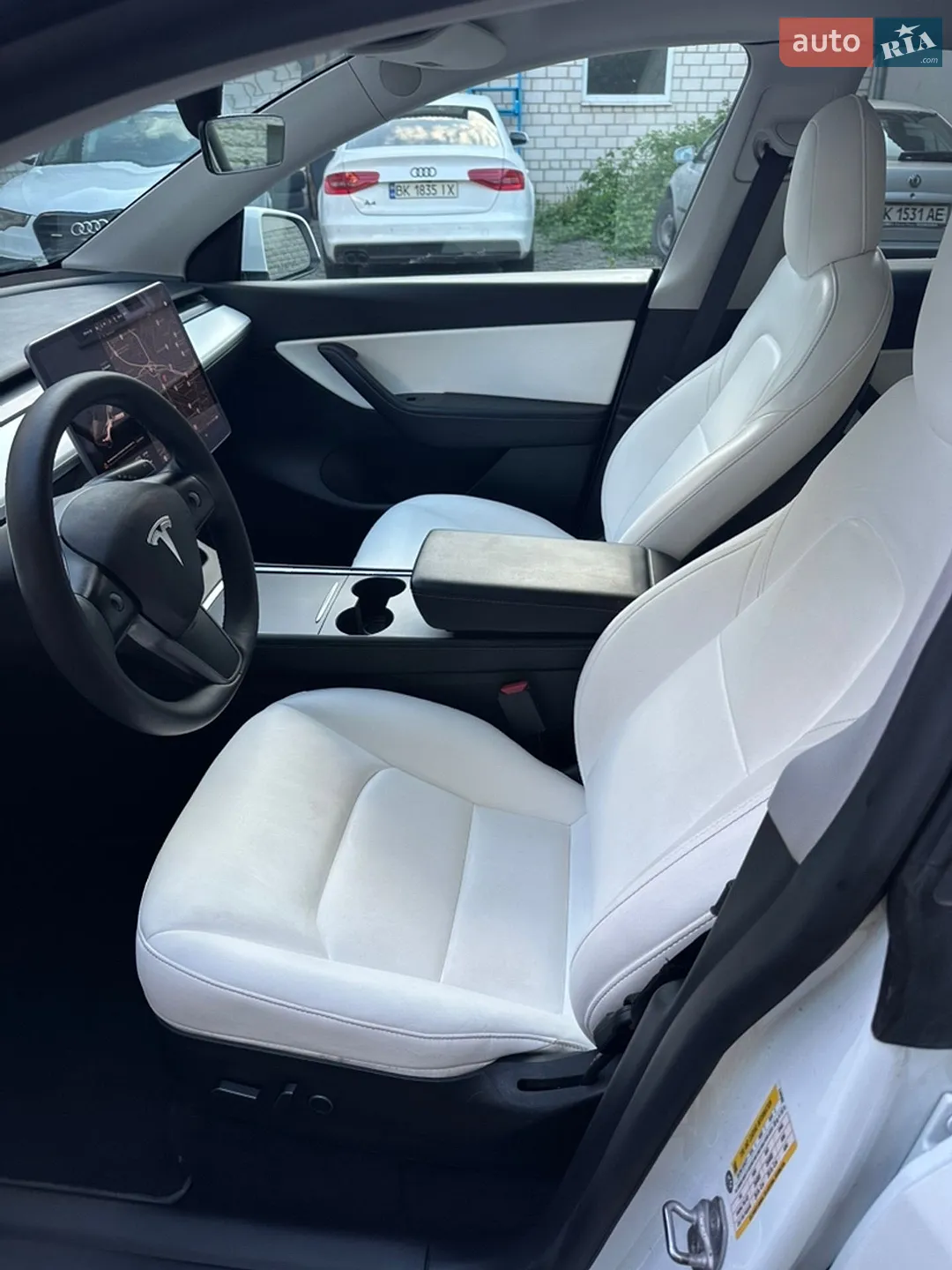 2021 Tesla Model Y - мініатюра 10