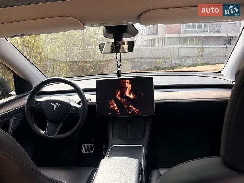 Позашляховик / Кросовер Tesla Model Y 2023 в Львові
