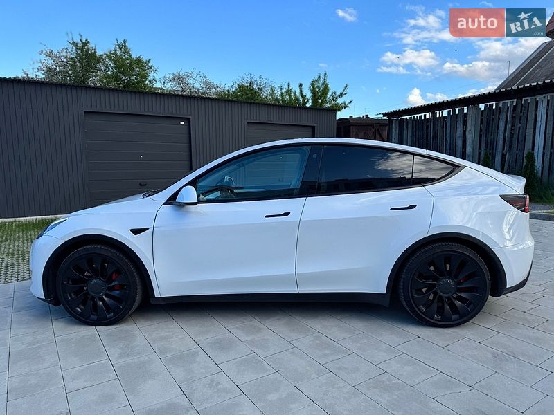 Внедорожник / Кроссовер Tesla Model Y 2022 в Самборе