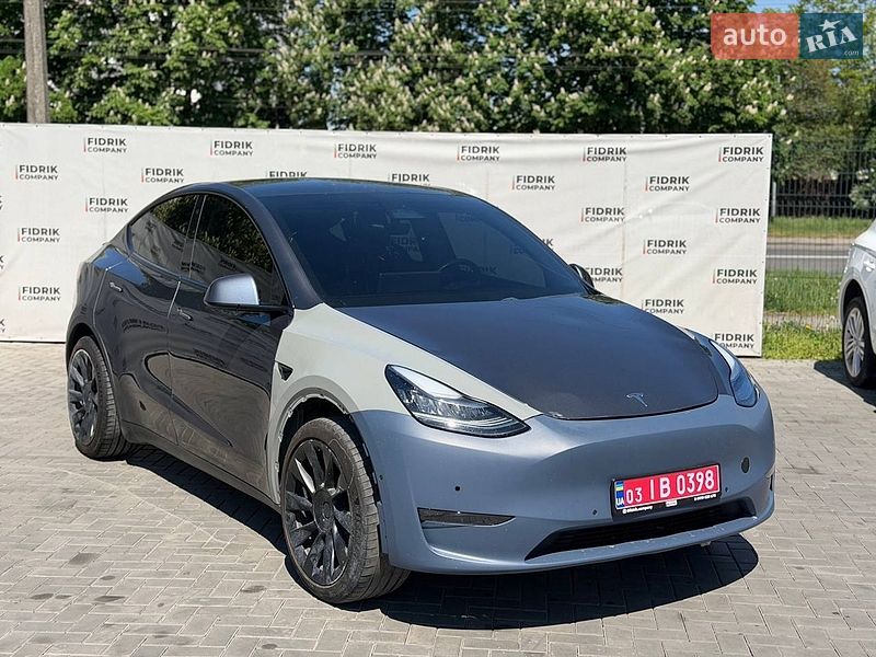 Tesla Model Y 2020