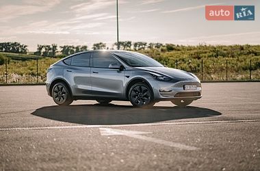 Позашляховик / Кросовер Tesla Model Y 2024 в Києві фото 35 Позашляховик / Кросовер Tesla Model Y 2024 в Києві