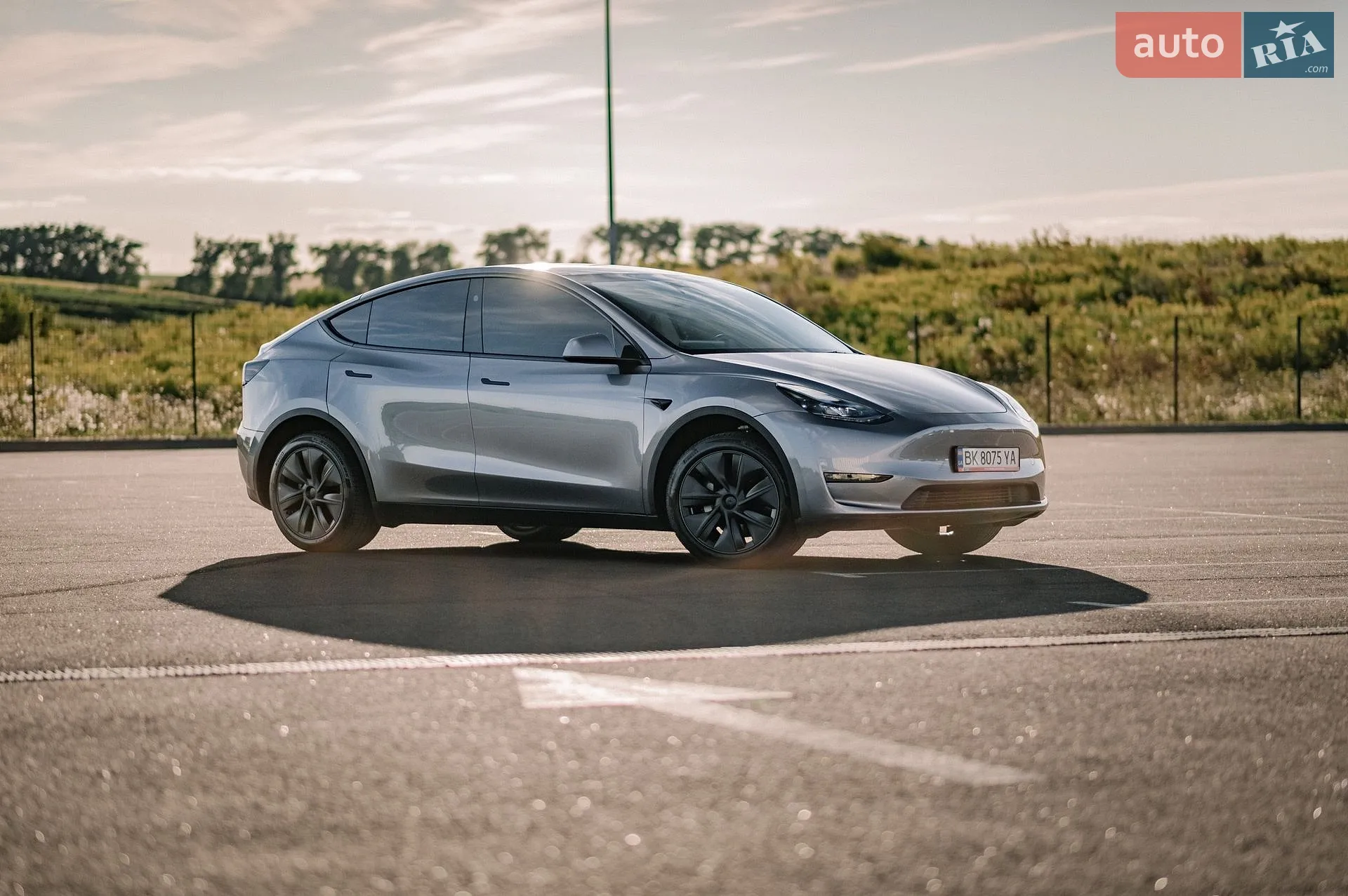 2024 Tesla Model Y - мініатюра 35