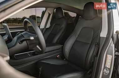 Позашляховик / Кросовер Tesla Model Y 2024 в Києві фото 55 Позашляховик / Кросовер Tesla Model Y 2024 в Києві