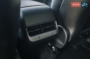Позашляховик / Кросовер Tesla Model Y 2024 в Києві фото 58 Позашляховик / Кросовер Tesla Model Y 2024 в Києві