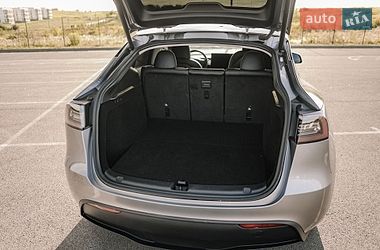 Позашляховик / Кросовер Tesla Model Y 2024 в Києві фото 86 Позашляховик / Кросовер Tesla Model Y 2024 в Києві