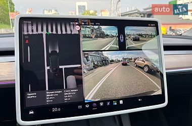 Позашляховик / Кросовер Tesla Model Y 2024 в Києві