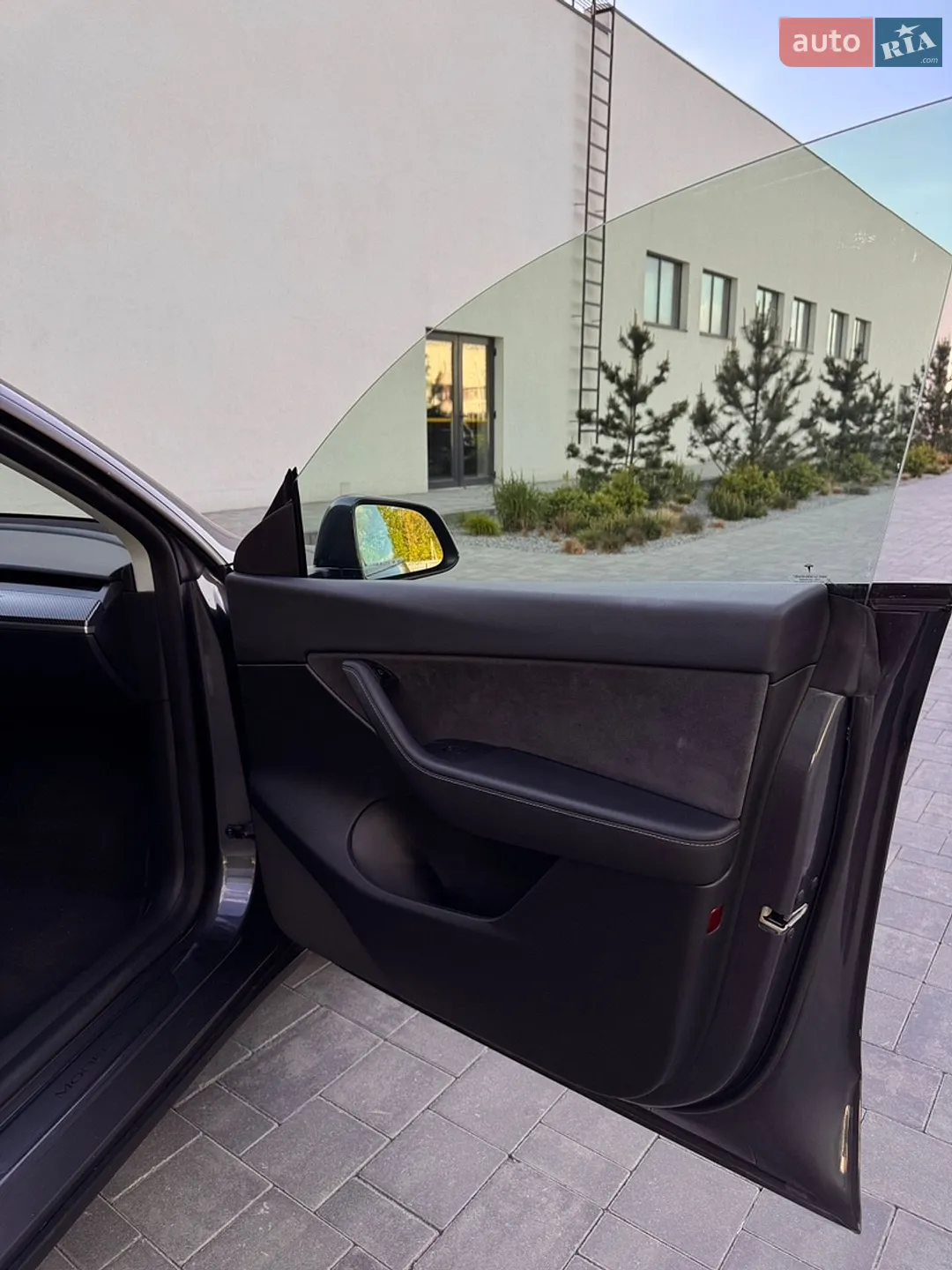 2022 Tesla Model Y - мініатюра 26