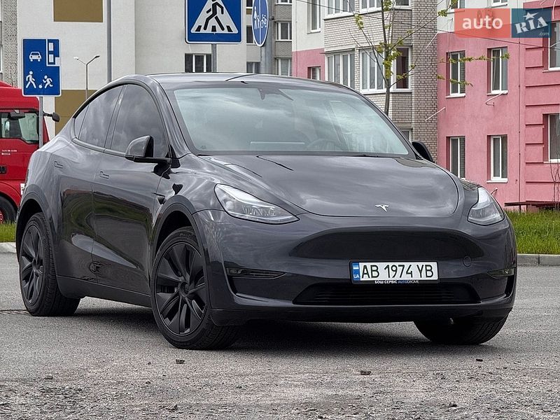 Позашляховик / Кросовер Tesla Model Y 2024 в Вінниці