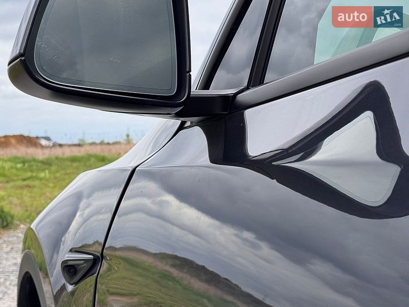 Позашляховик / Кросовер Tesla Model Y 2024 в Вінниці