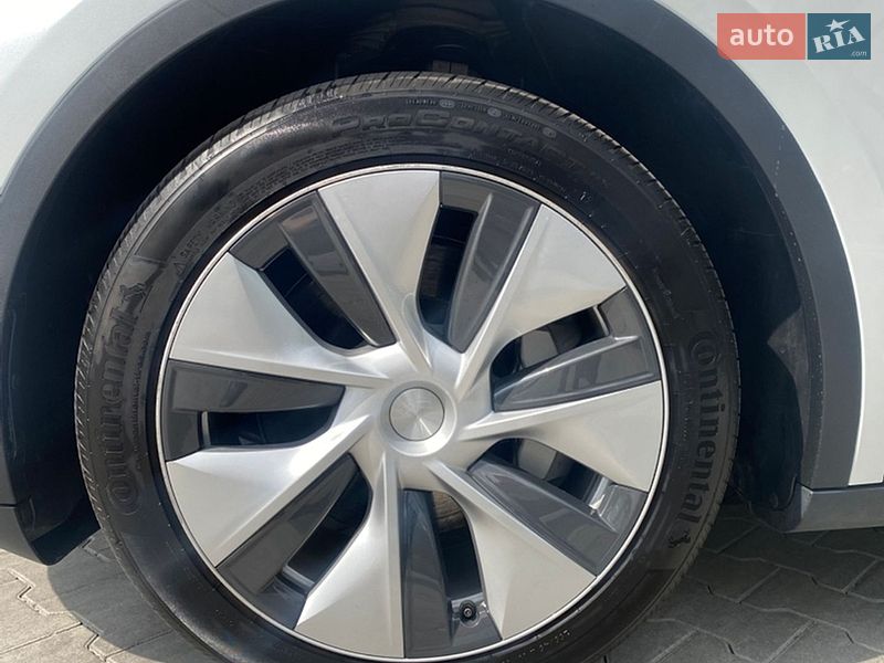 Внедорожник / Кроссовер Tesla Model Y 2023 в Киеве фото 5 Внедорожник / Кроссовер Tesla Model Y 2023 в Киеве