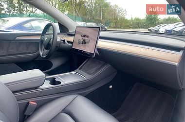 Внедорожник / Кроссовер Tesla Model Y 2023 в Киеве