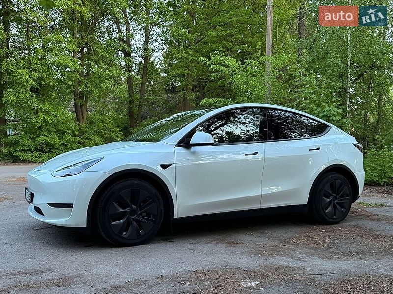 Внедорожник / Кроссовер Tesla Model Y 2022 в Виннице