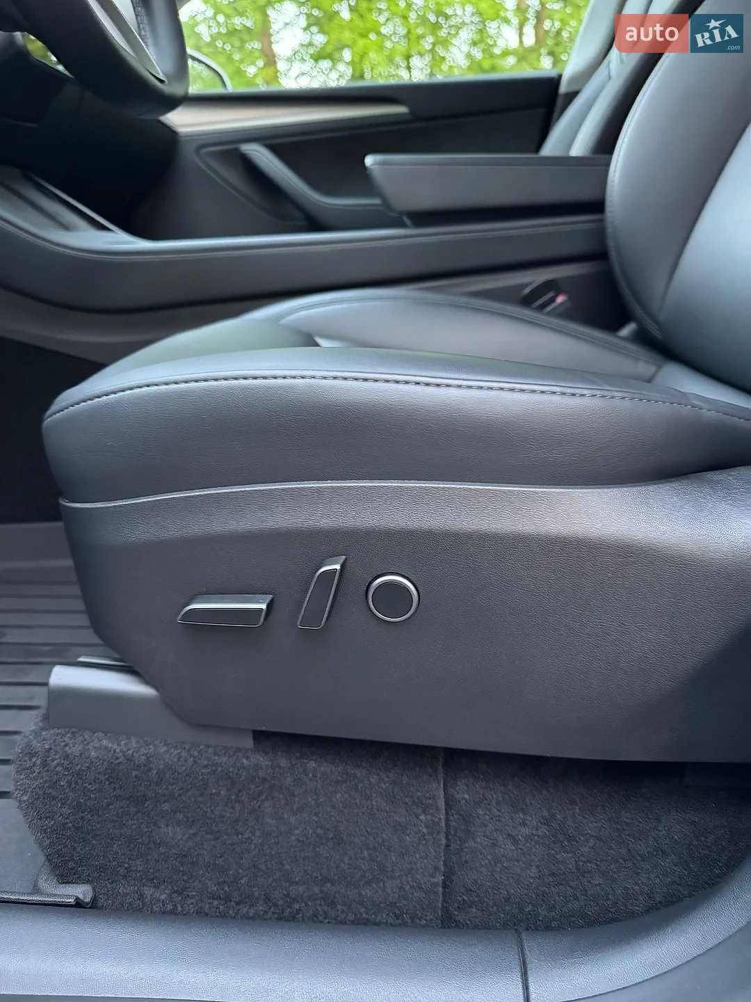 2022 Tesla Model Y - мініатюра 17