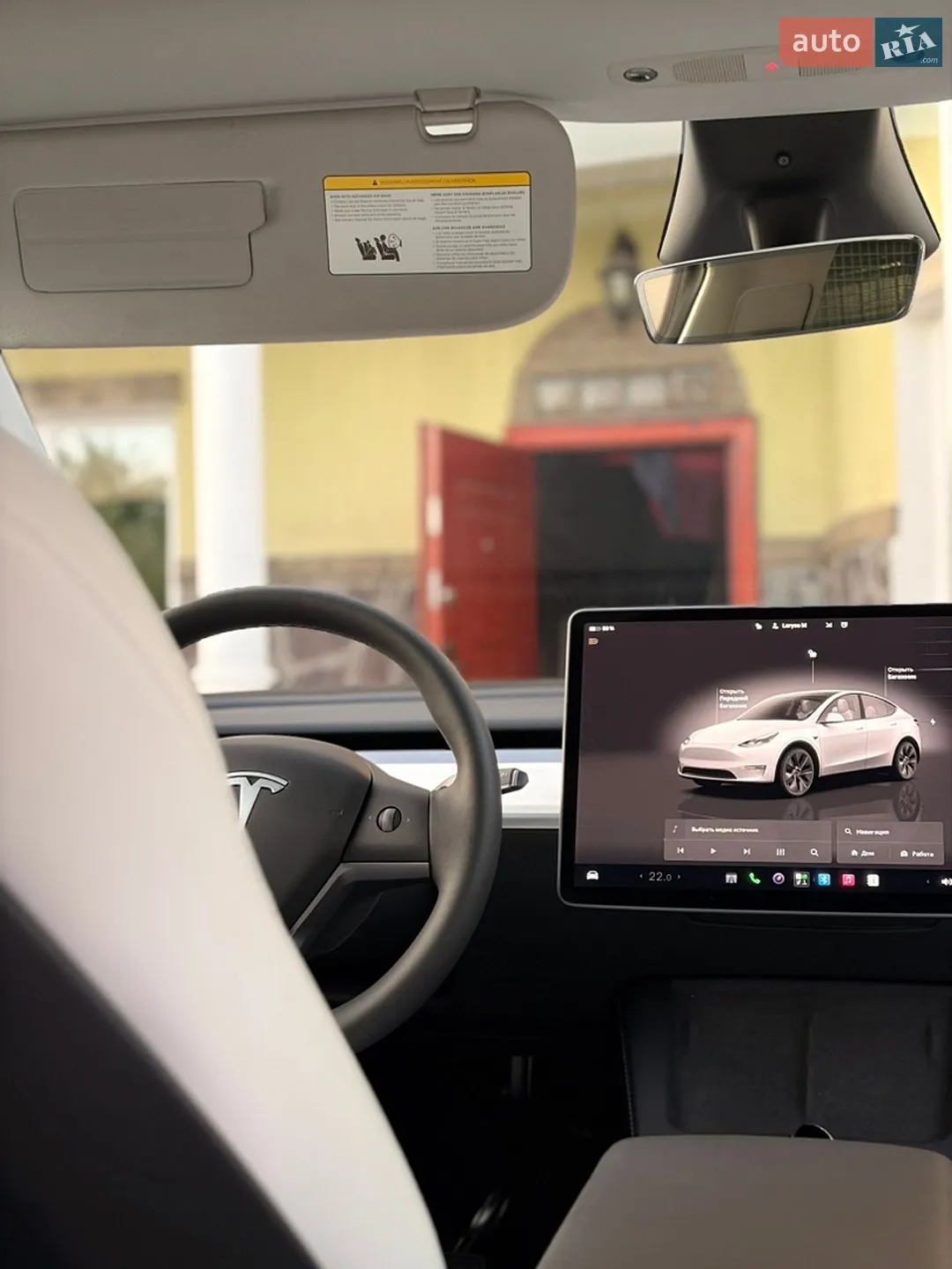 2024 Tesla Model Y - мініатюра 23