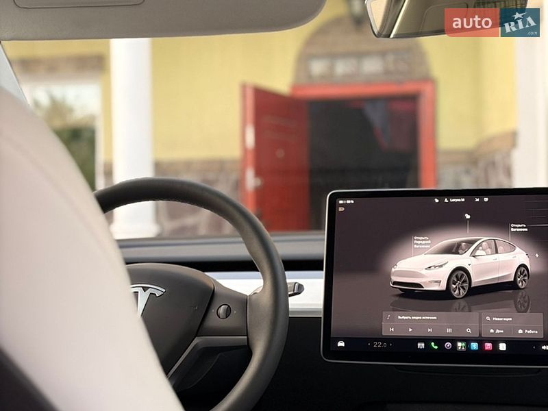 Внедорожник / Кроссовер Tesla Model Y 2024 в Фастове