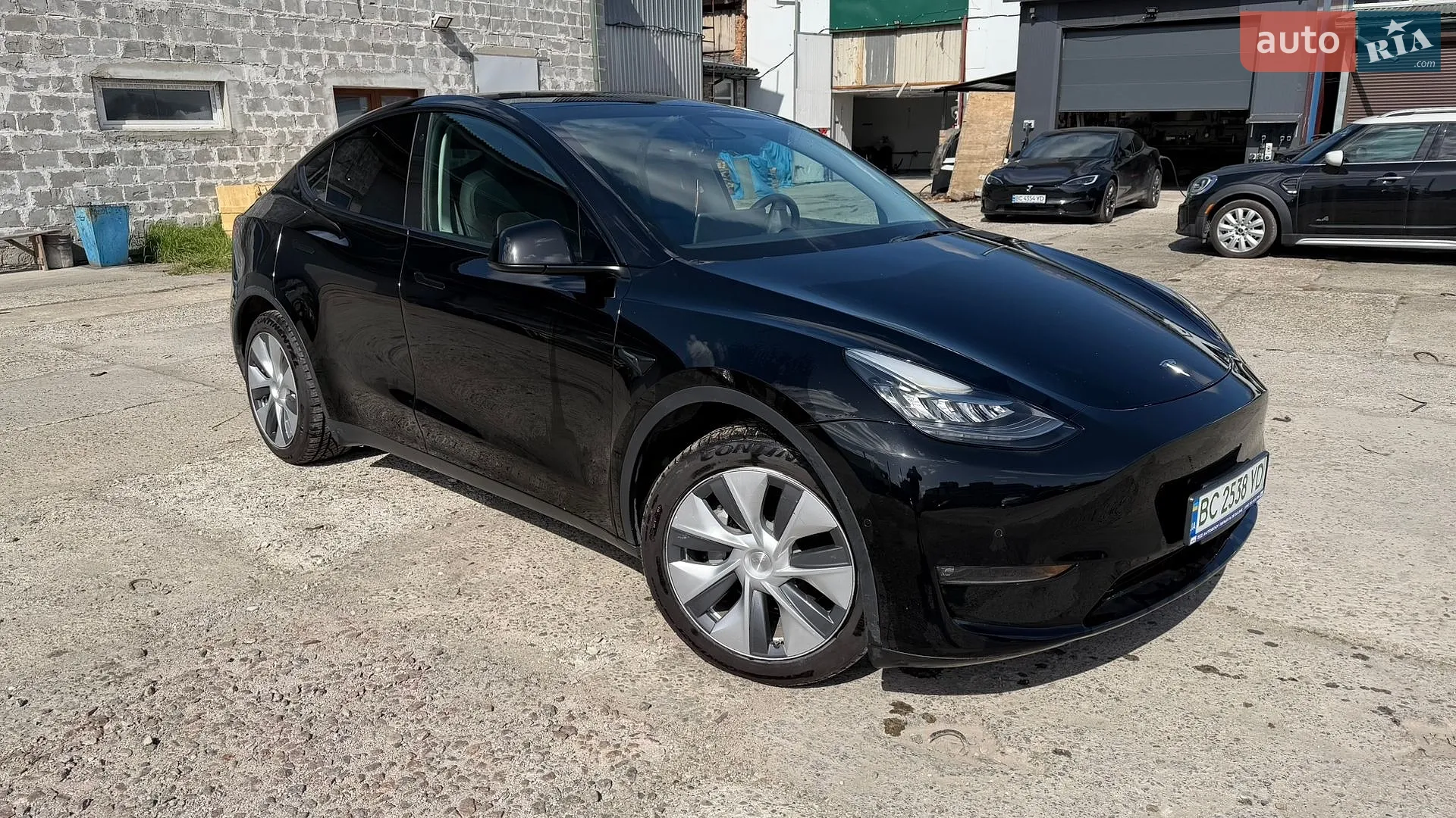 2022 Tesla Model Y - мініатюра 3