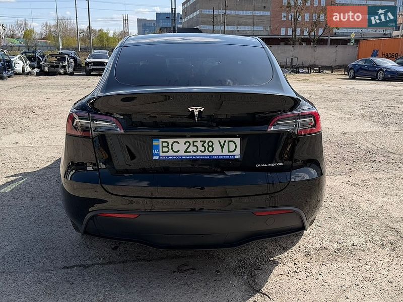 Позашляховик / Кросовер Tesla Model Y 2022 в Львові