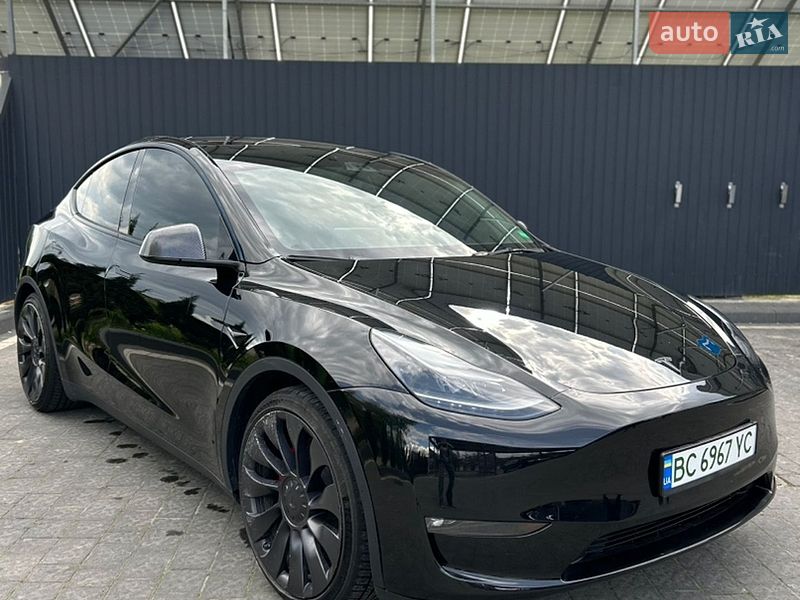 Позашляховик / Кросовер Tesla Model Y 2023 в Самборі