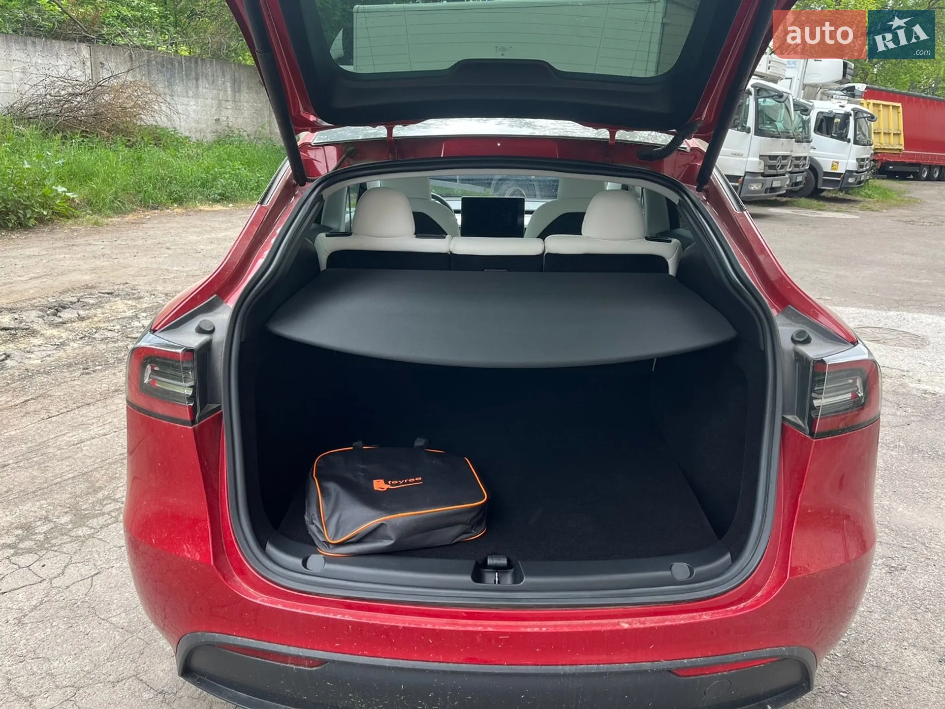 2023 Tesla Model Y - мініатюра 11
