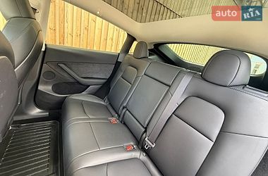 Внедорожник / Кроссовер Tesla Model Y 2023 в Львове