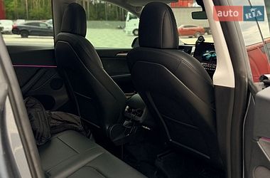 Позашляховик / Кросовер Tesla Model Y 2022 в Львові