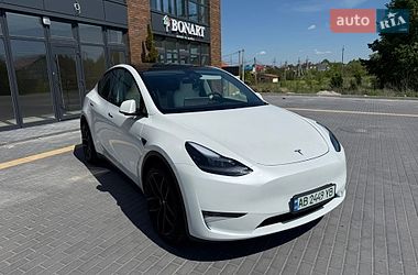 Позашляховик / Кросовер Tesla Model Y 2024 в Вінниці фото 4 Позашляховик / Кросовер Tesla Model Y 2024 в Вінниці