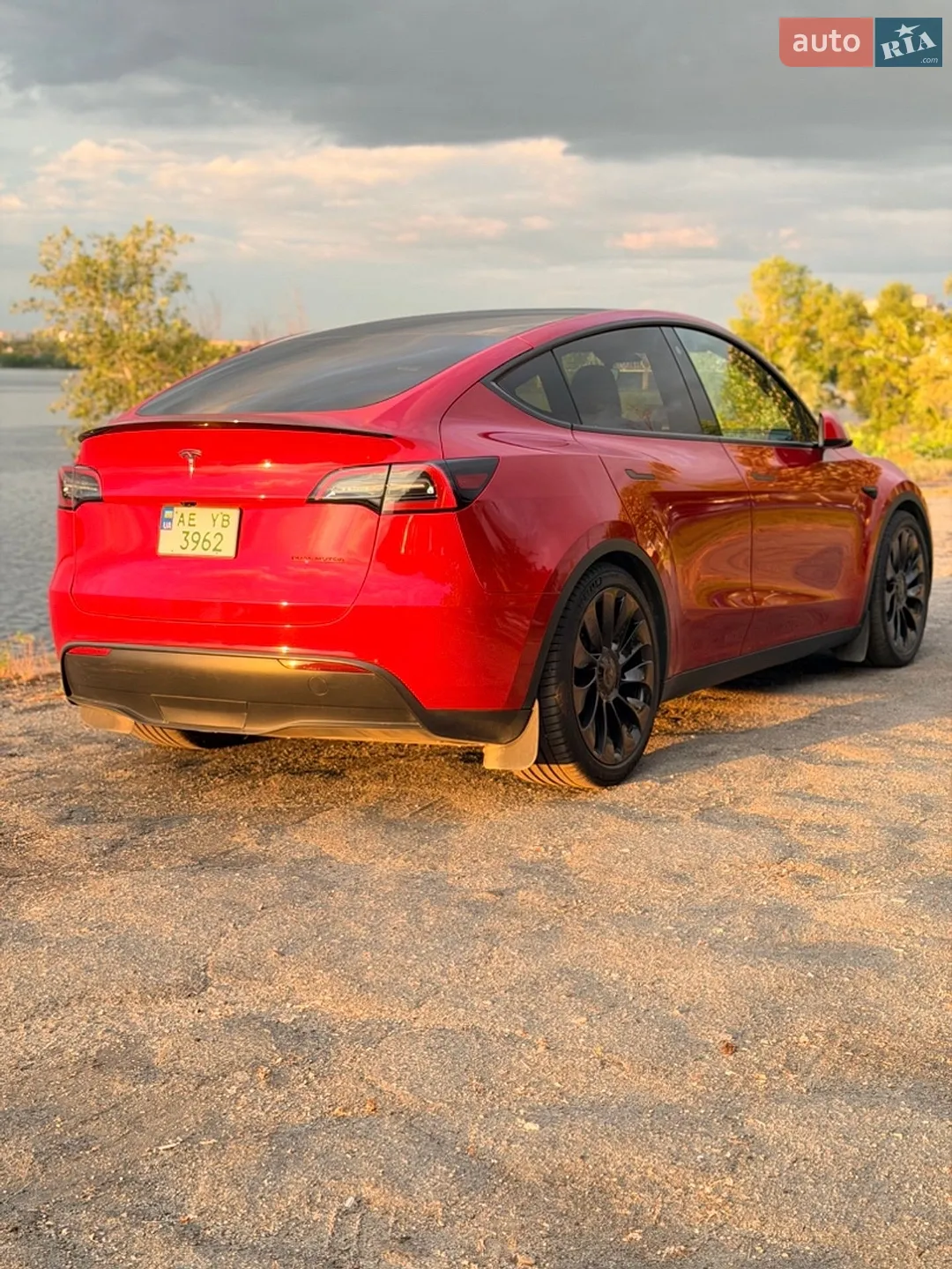 2023 Tesla Model Y - мініатюра 9