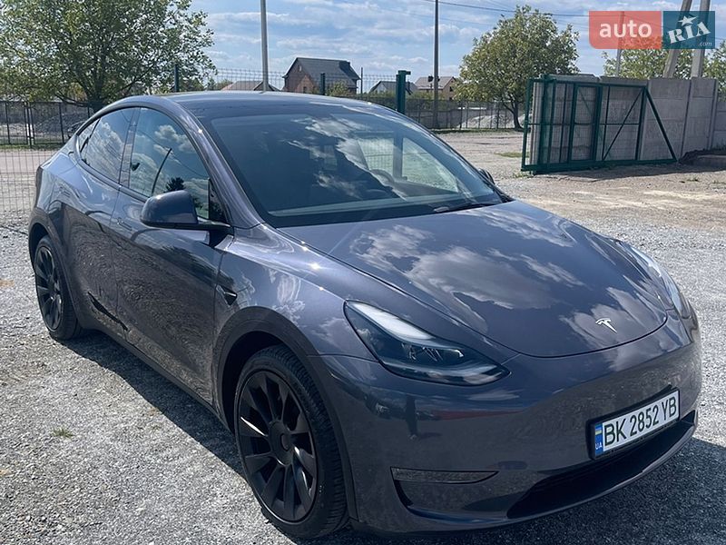 Внедорожник / Кроссовер Tesla Model Y 2022 в Ровно